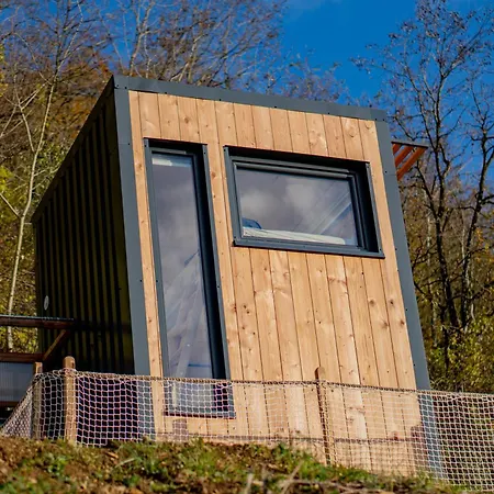 Belvedere Du Bugey - Refuge Dans Les Cepages Holiday home *