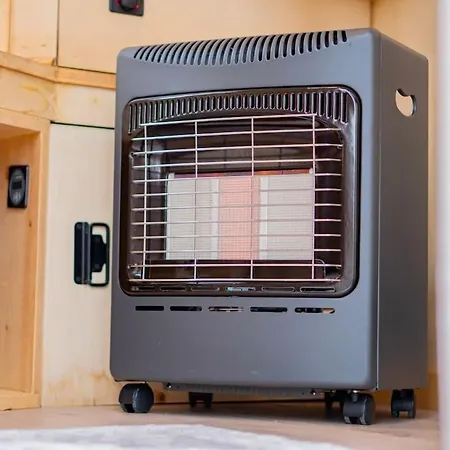 Belvedere Du Bugey - Refuge Dans Les Cepages *